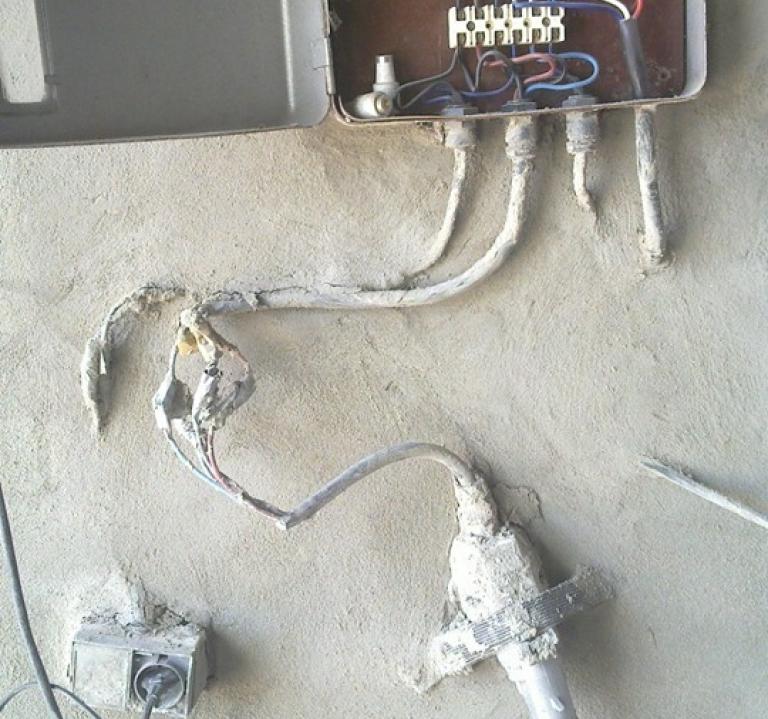 Murarz, tynkarz, izolator