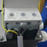 wylacznik-silnikowy-klejony-na-goraco