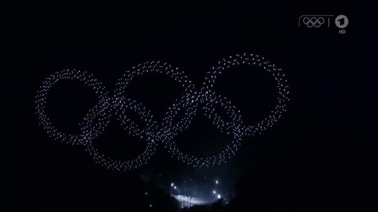 Inteligentny rój dronów otwiera Olimpiadę w Pjongczangu