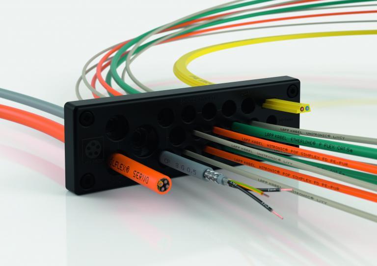 Jak idea Przemysłu 4.0 wpłynie na instalację elektryczną w zakładach przemysłowych?