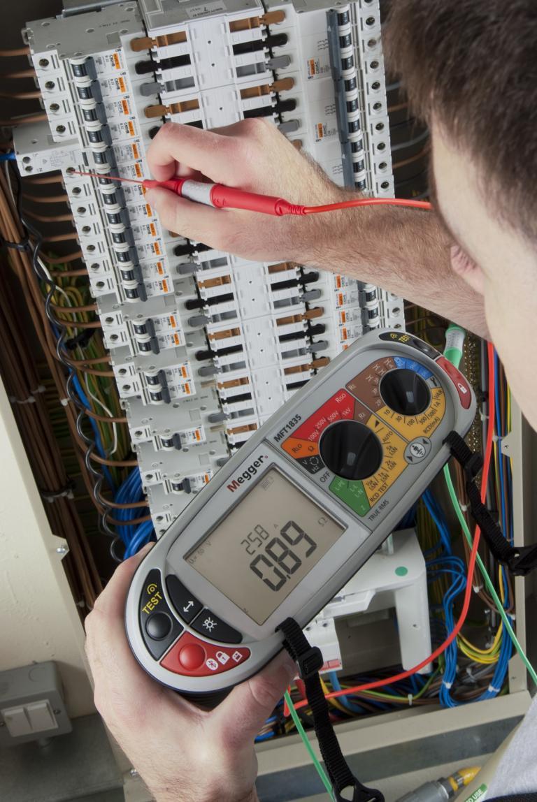 Jak sprawić, aby badania instalacji elektrycznej nn stały się prostsze i szybsze?