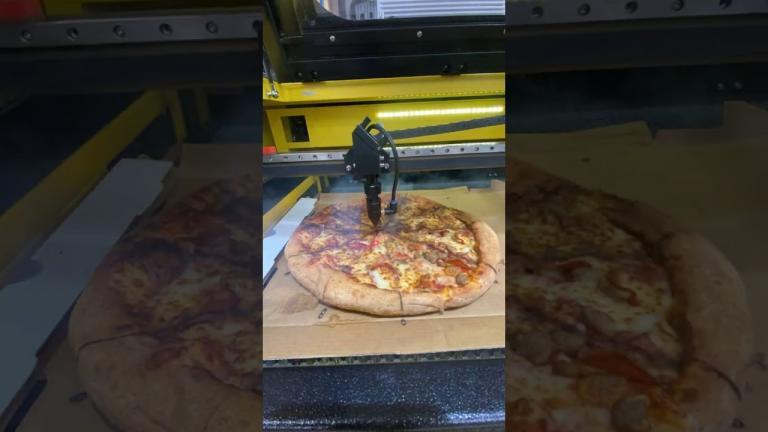 Laserowe cięcie pizzy