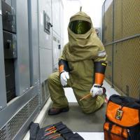 kombinezon ochrona przed łukiem elektrycznym