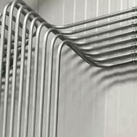 instalacja-w-rurkach-wodospad