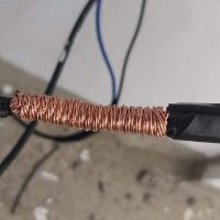skretka-przewody-elektryczne