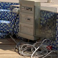 rozdzielnica na basenie w hotelu albania