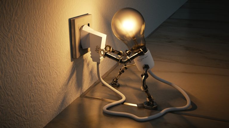 Nowe przyłącze elektryczne – ile kosztuje, jakie są formalności?