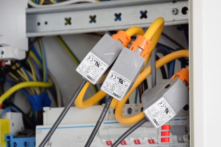 Monitoring zużycia energii – montaż, konfiguracja i analiza danych pomiarowych w chmurze Proficloud.io