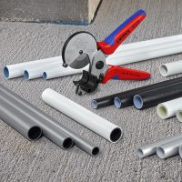 KNIPEX-obcinak-do-rur-kompozytowych-i-plastikowych