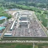 Prace na linii ±800kV UHVDC nad rzeką Jangcy