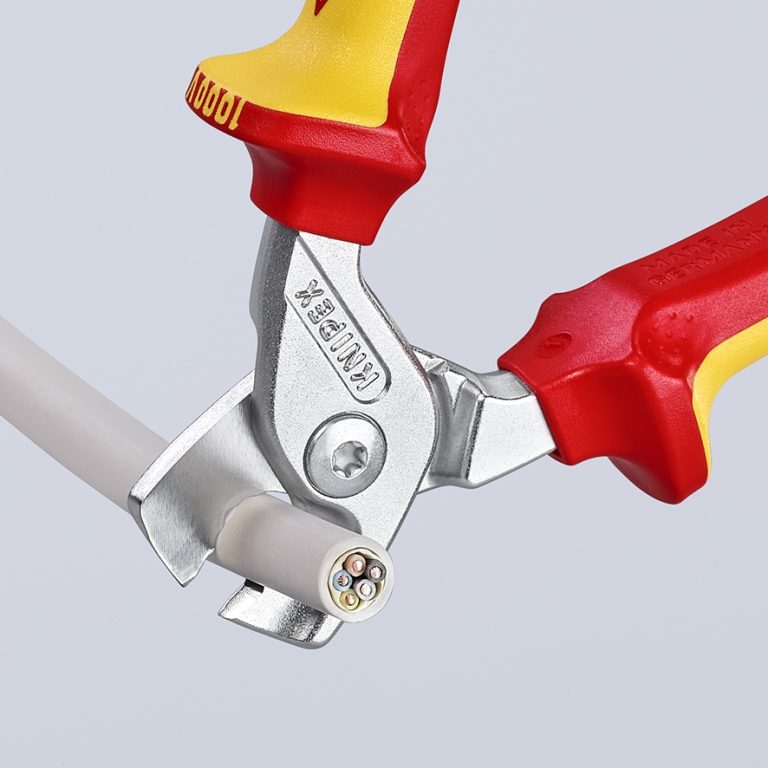 Czyste cięcie, bez miażdżenia kabli – nożyce KNIPEX StepCut 95 16 160