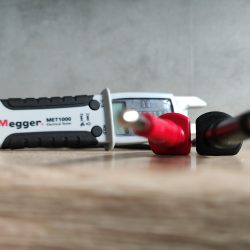 sondy wskaznika napiecia megger met 1000