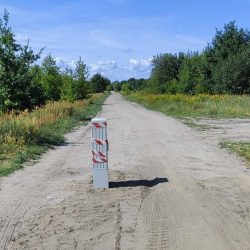zk w granicy dzialki