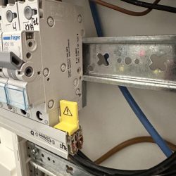 zabezpiecznie szyny fazowej