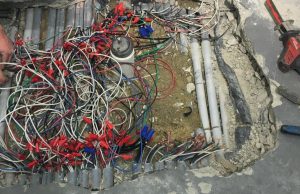 Kiedy hydraulik tnie na chybił-trafił to zawsze trafia