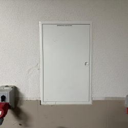 rozdzielnia czy rozdzielnica