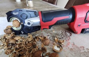 Hydrauliczny dziadek do orzechów