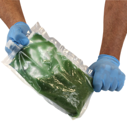 Widoczna zmiana koloru. Mieszanina jest gotowa do wylania