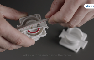 TwistConnect: Gniazdo wciskane w kabel instalacyjny